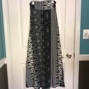 Black & White Fitted Maxi Skirt